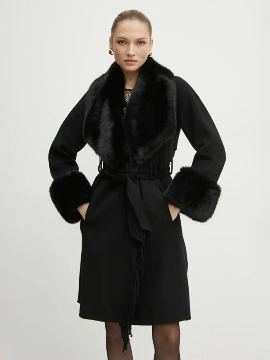 MARCIANO - Cappotto scollo con frange e collo/polsi eco-pelliccia removibile - immagine 4