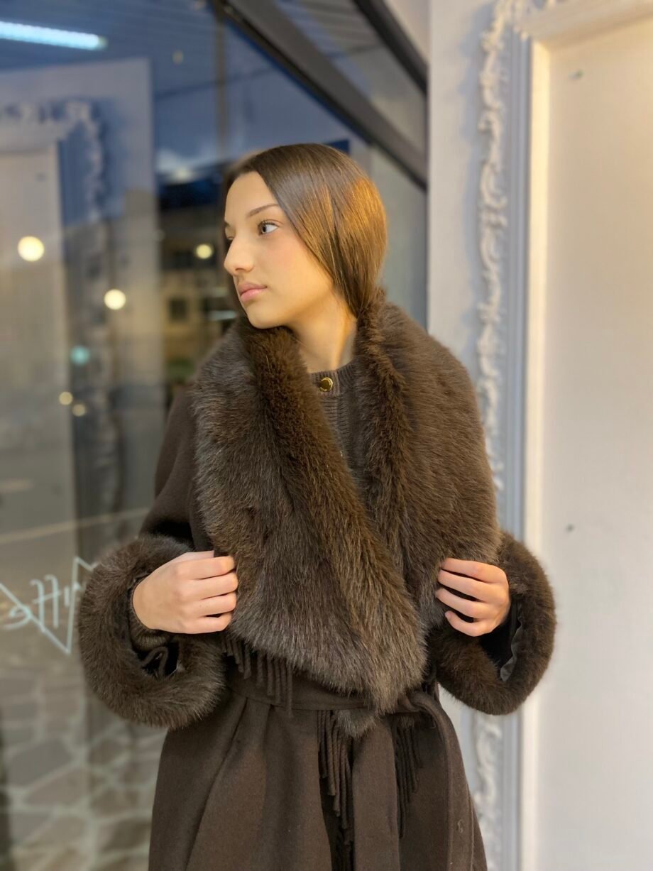 MARCIANO - Cappotto scollo con frange e collo/polsi eco-pelliccia removibile - immagine 7
