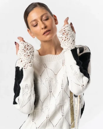 DANIELA DALLAVALLE - Manicotti in maglia bianca crochet