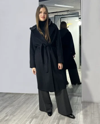 Mirella Matteini - Cappotto nero