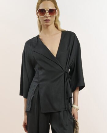 LUCKYLU - Blusa con chiusura asimmetrica